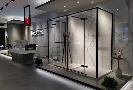 简约时尚的卫生间玻璃门隔断设计