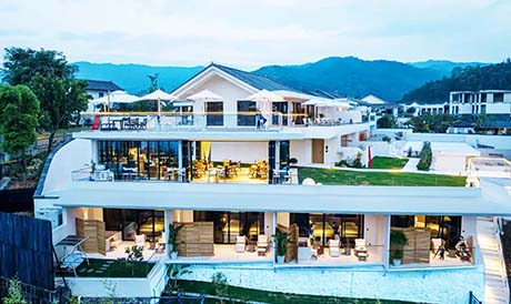 腾冲微风和院天然温泉度假民宿 × 莱博顿｜山居白院 精工入微